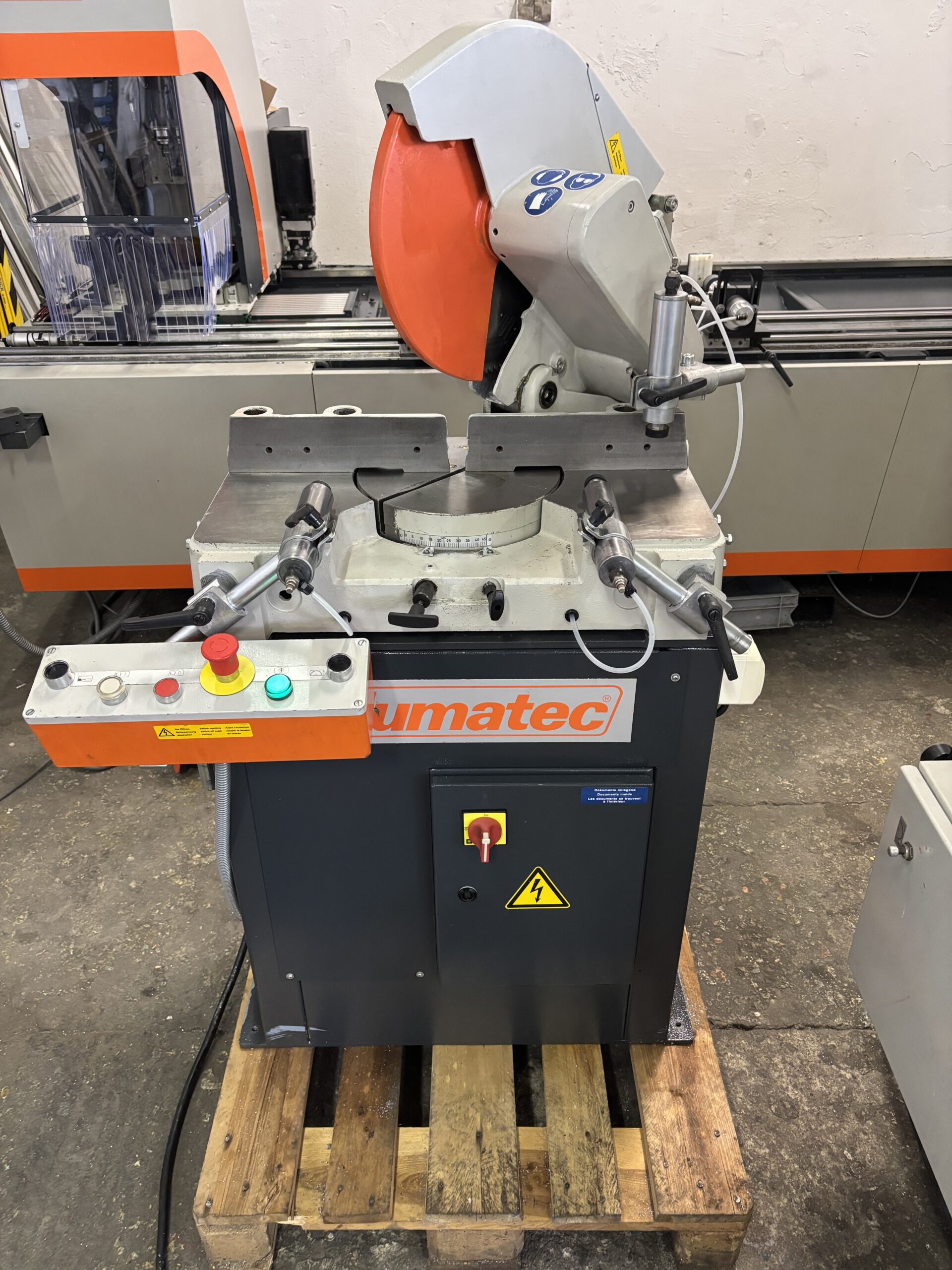 elumatec MGS 73/33 pokosová pila
